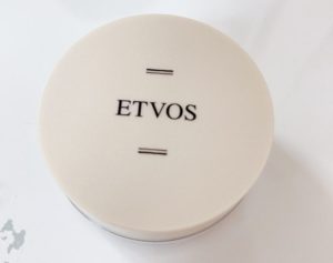 ナイトミネラルファンデーション